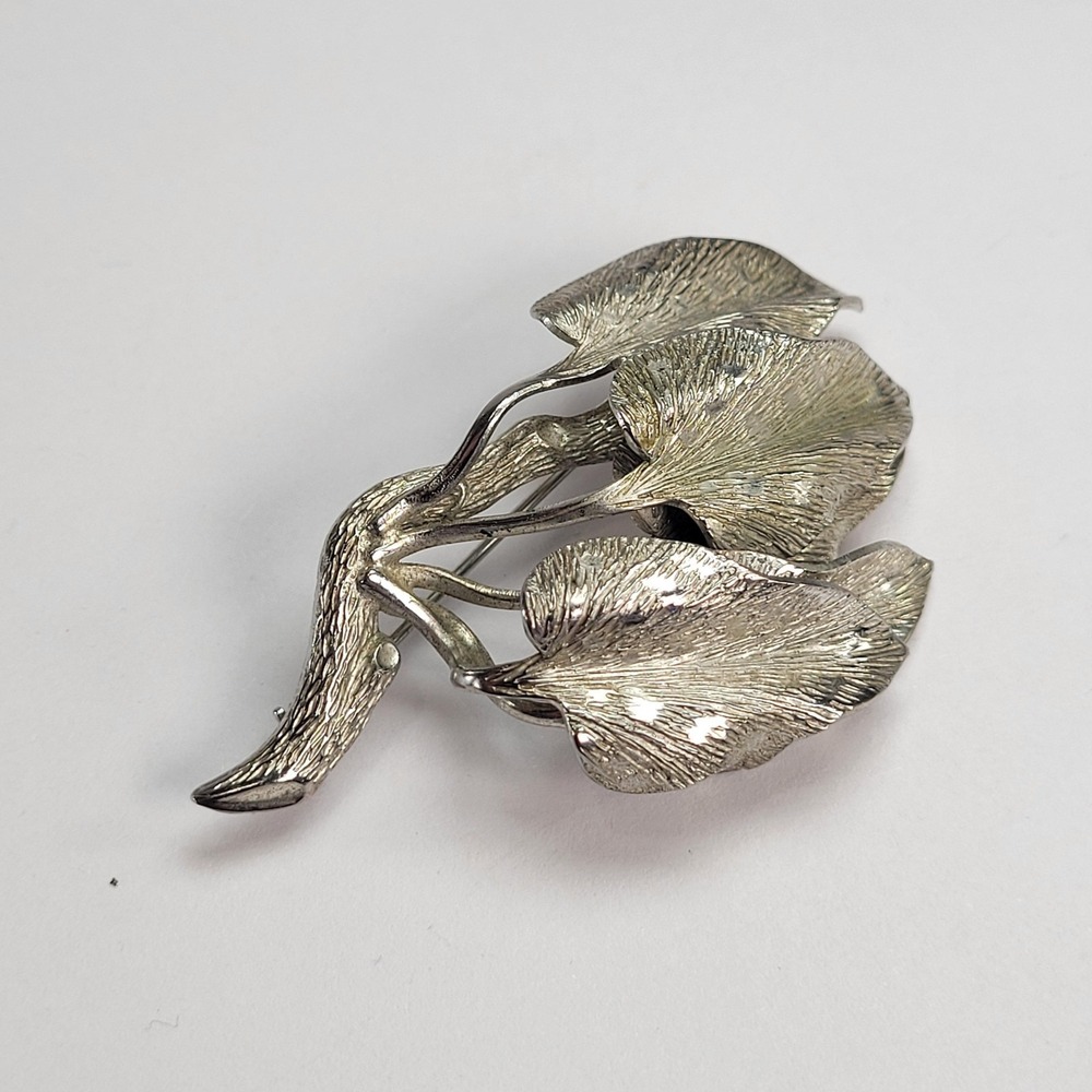 Giovanni Signed Brooch Silver Tone Leaf Branch Floral Pin Costume Jewelry
